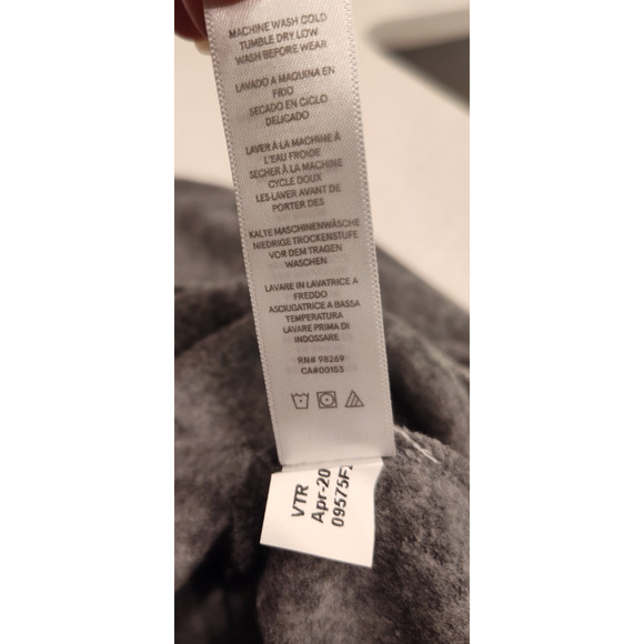 Glossier Gray Women's Pullover Crewneck Sweater Sweatshirt Size Small - Picture 6 of 7